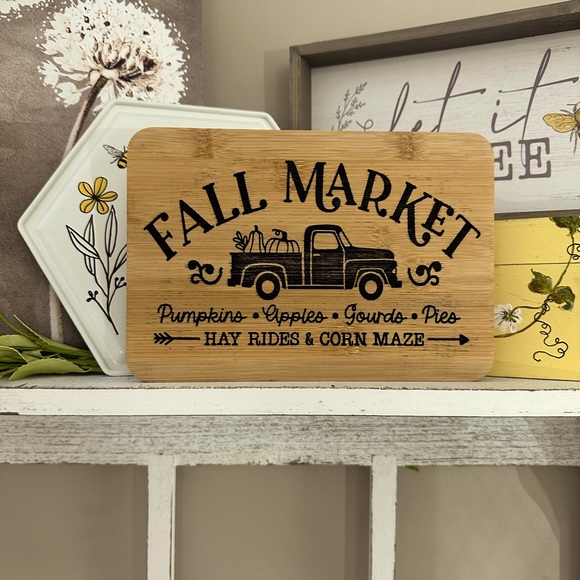 Decorative cutting board - Picture 1 of 1